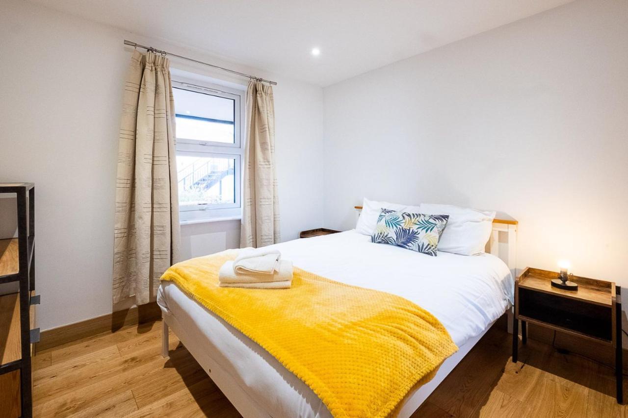 Three Tuns Apartments - Sycamore Pettistree Extérieur photo